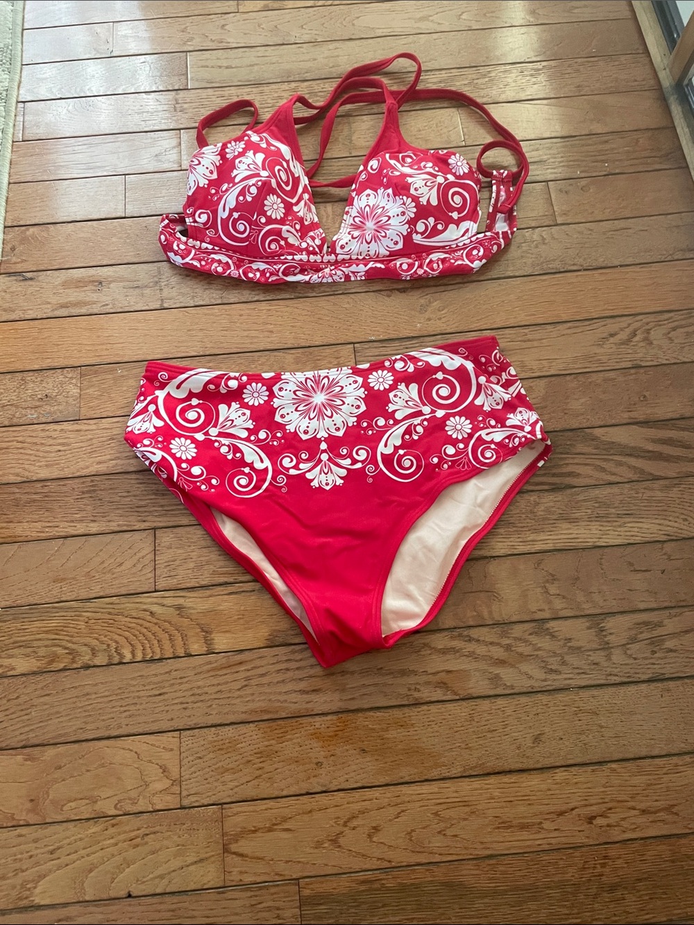 CUPSHE Red Floral Two-Piece Bikini Set WORN ONCE